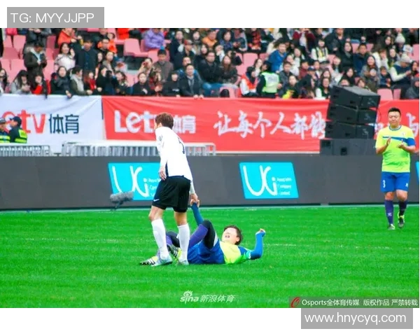全球足球明星身价排行榜揭晓前三名球员及其背后故事分析